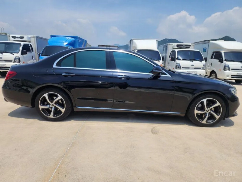 car Mercedes Benz E Class id23626 photo #7