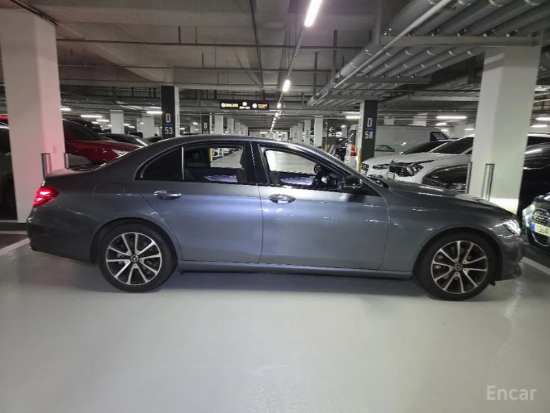 car Mercedes Benz E Class id23643 photo #11