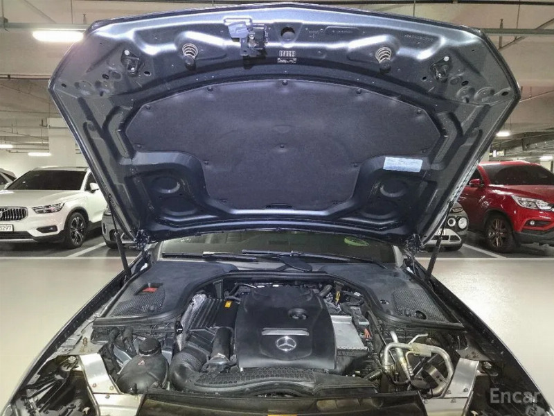 car Mercedes Benz E Class id23643 photo #12