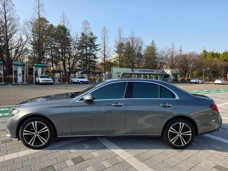 car Mercedes Benz E Class id23649 photo #5