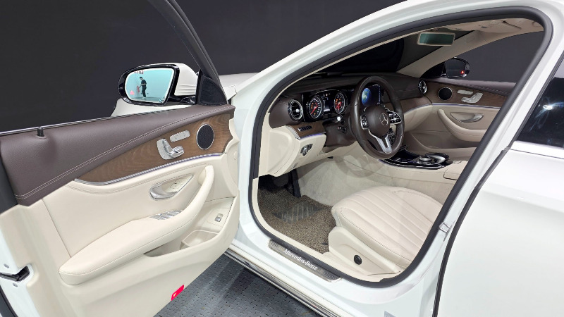 car Mercedes Benz E Class id23670 photo #10