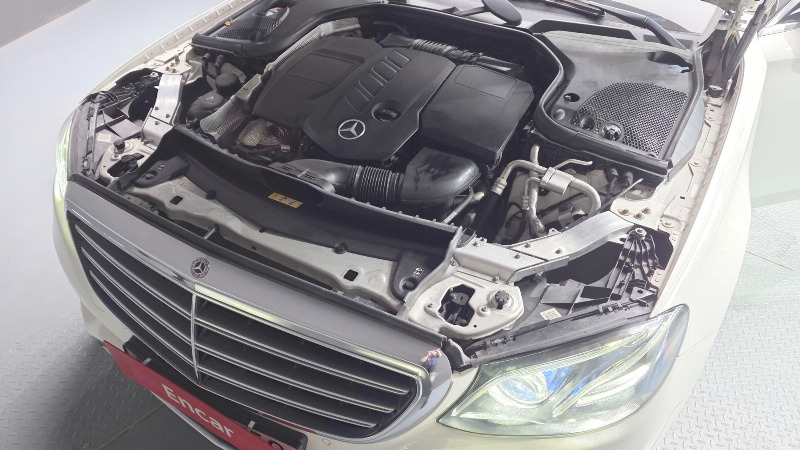 car Mercedes Benz E Class id23670 photo #6