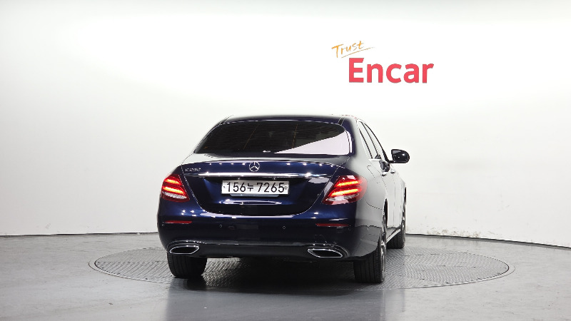 car Mercedes Benz E Class id23675 photo #4