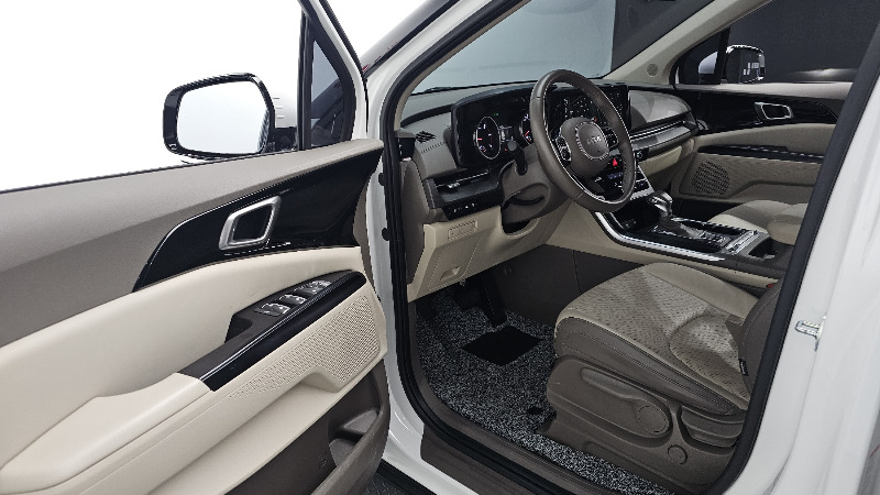 car KIA Carnival id23703 photo #11