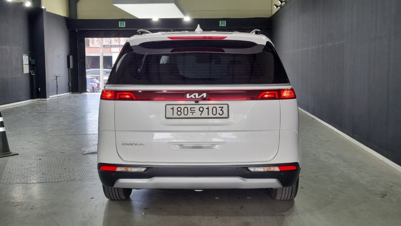 car KIA Carnival id23738 photo #4