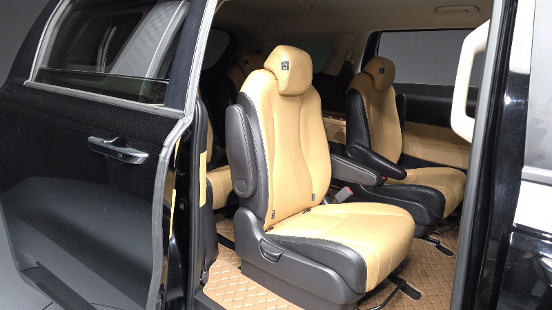 car KIA Carnival id23739 photo #12