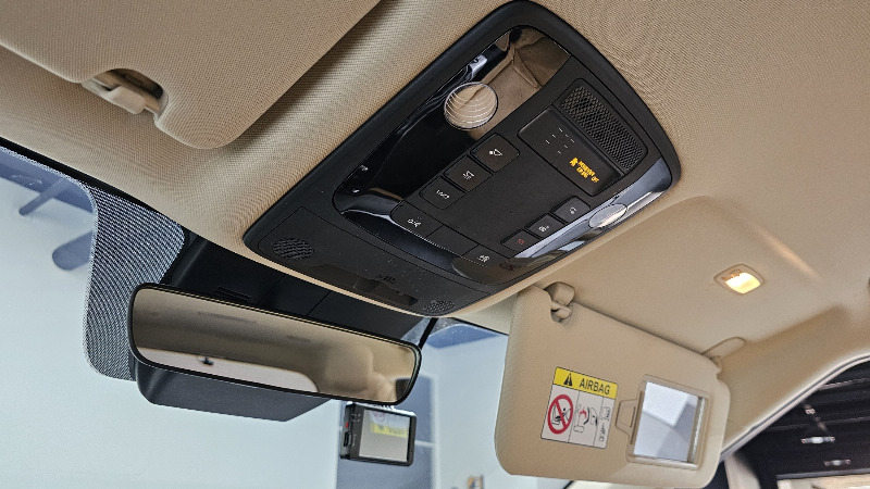 car KIA Carnival id23741 photo #17
