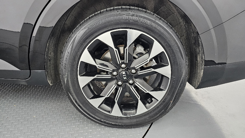 car KIA Carnival id23741 photo #21