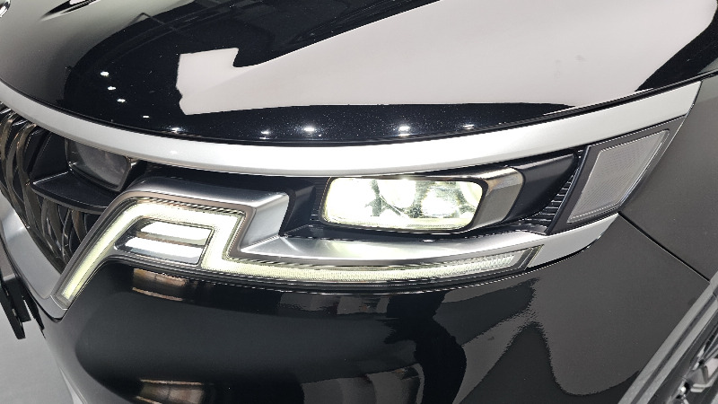 car KIA Carnival id23741 photo #22
