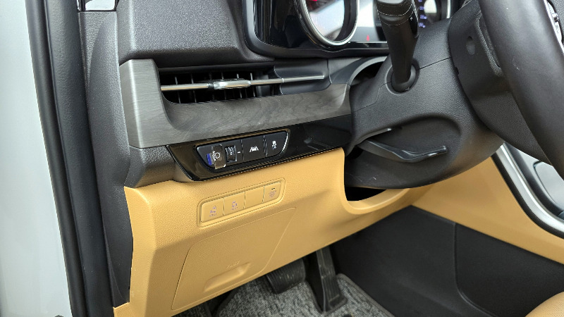 car KIA Carnival id23761 photo #16