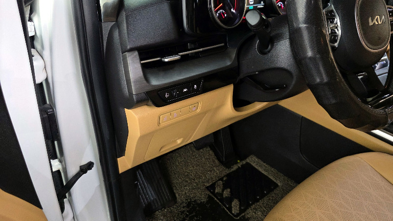 car KIA Carnival id23785 photo #17