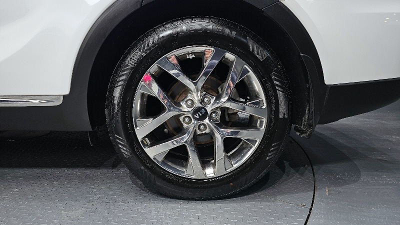 car KIA Sorento id23903 photo #5