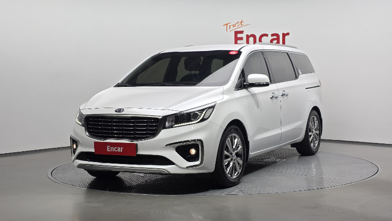 car KIA Carnival id24079 main photo