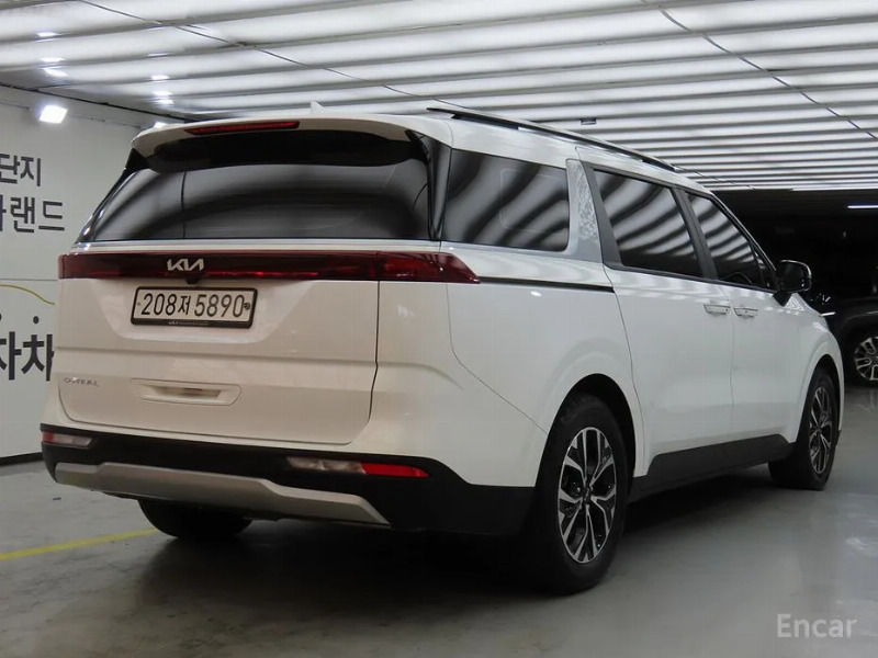 car KIA Carnival id24105 photo #4
