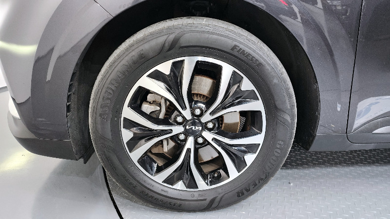 car KIA Carnival id24371 photo #5