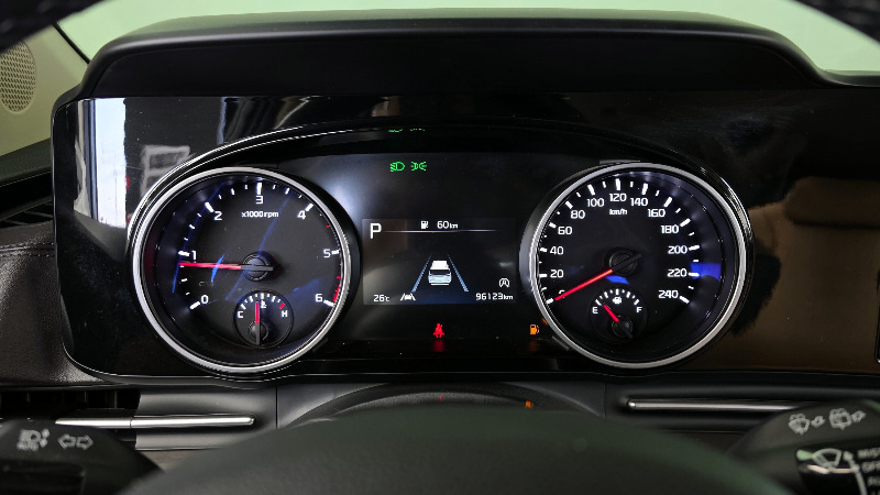 car KIA Carnival id24404 photo #8