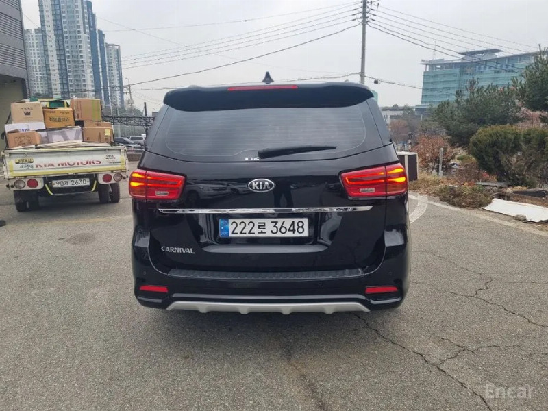 car KIA Carnival id24406 photo #4