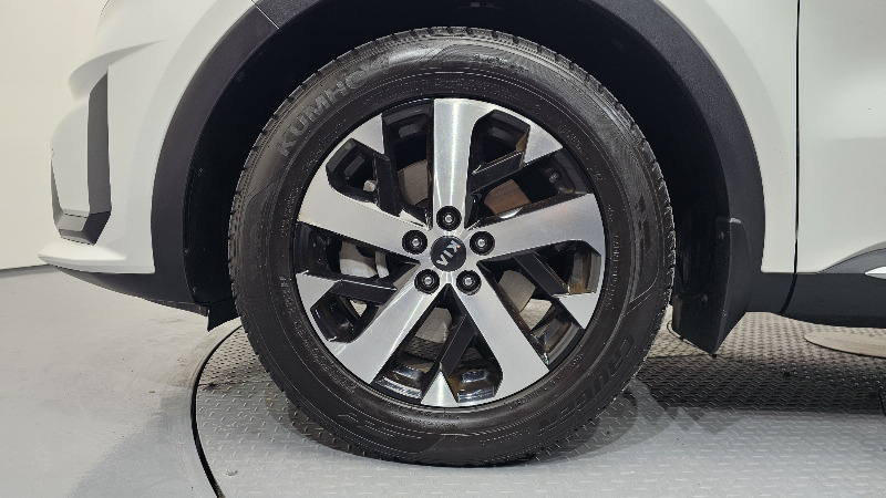 car KIA Sorento id24502 photo #5
