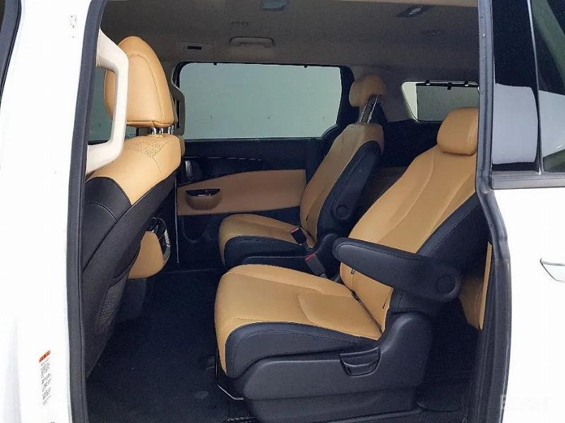 car KIA Carnival id24575 photo #9