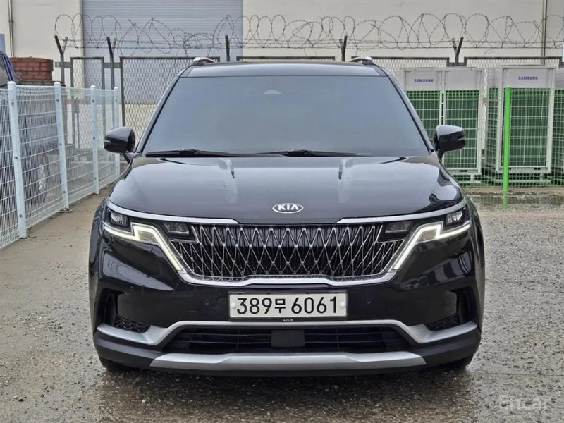 car KIA Carnival id24590 main photo