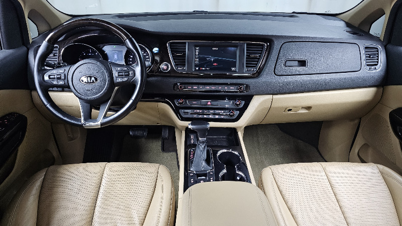 car KIA Carnival id24618 photo #7