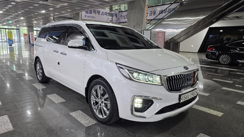 car KIA Carnival id24627 photo #3