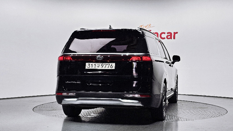 car KIA Carnival id24636 photo #4