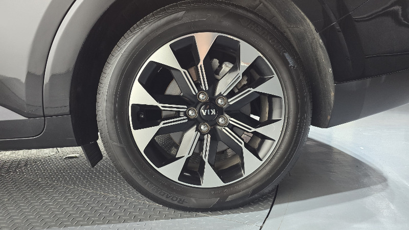 car KIA Carnival id24659 photo #21