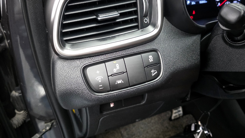 car KIA Sorento id24681 photo #16