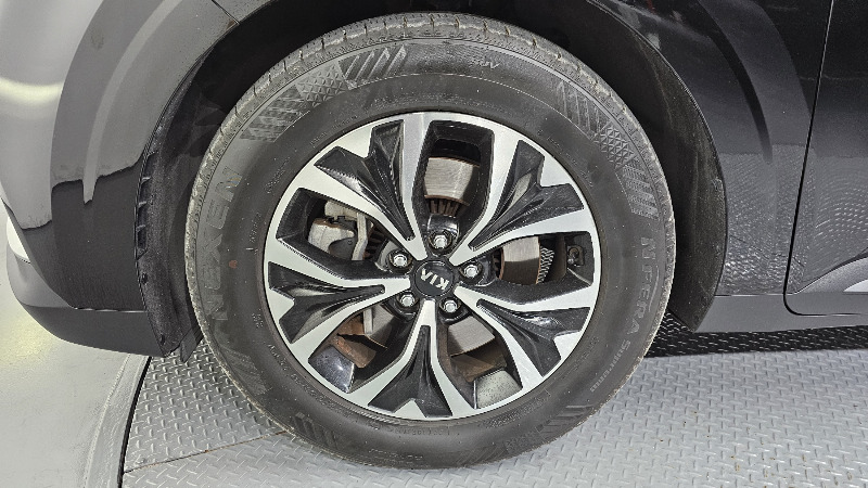 car KIA Carnival id24838 photo #5