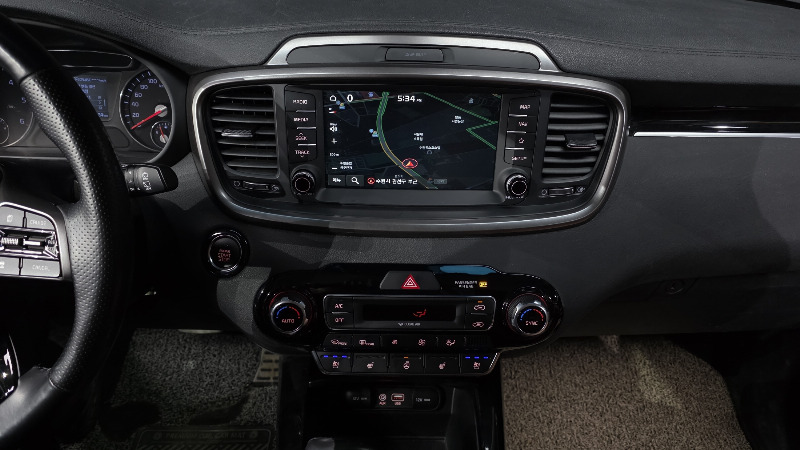 car KIA Sorento id24999 photo #14