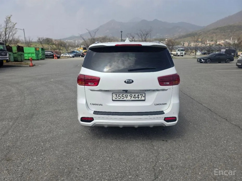 car KIA Carnival id25301 photo #2