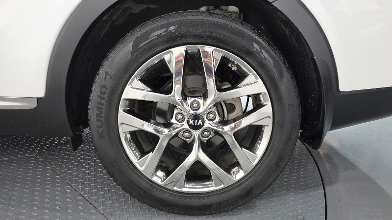 car KIA Sorento id25323 photo #21