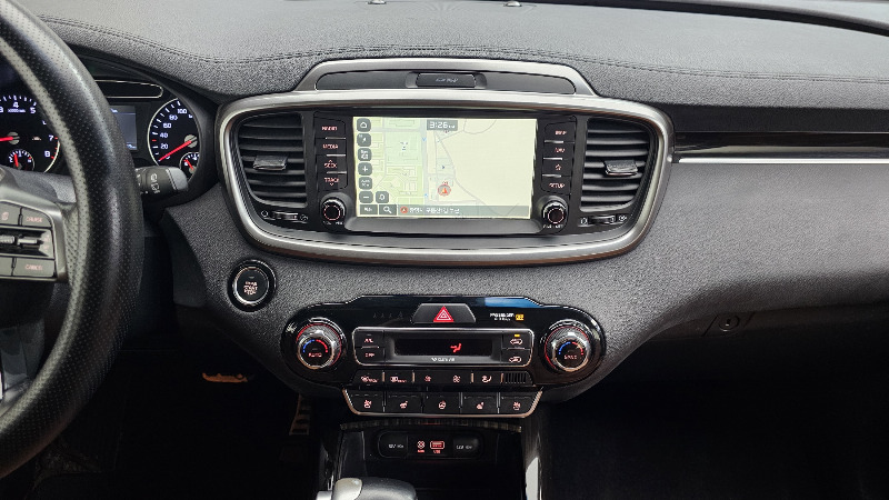 car KIA Sorento id25355 photo #18