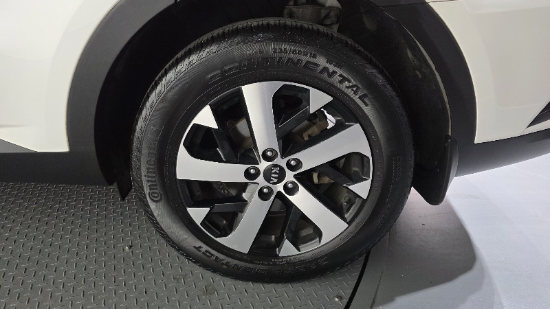 car KIA Sorento id25375 photo #21