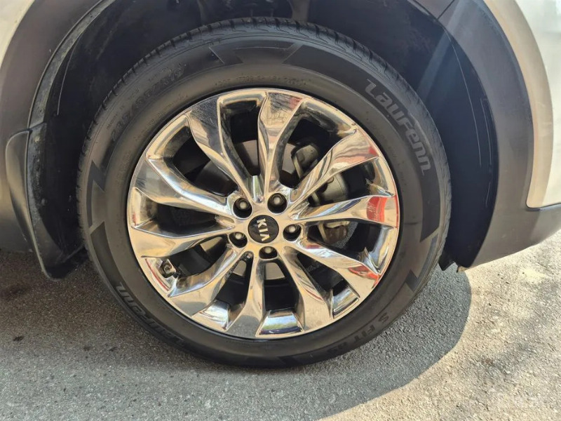car KIA Sorento id25630 photo #16