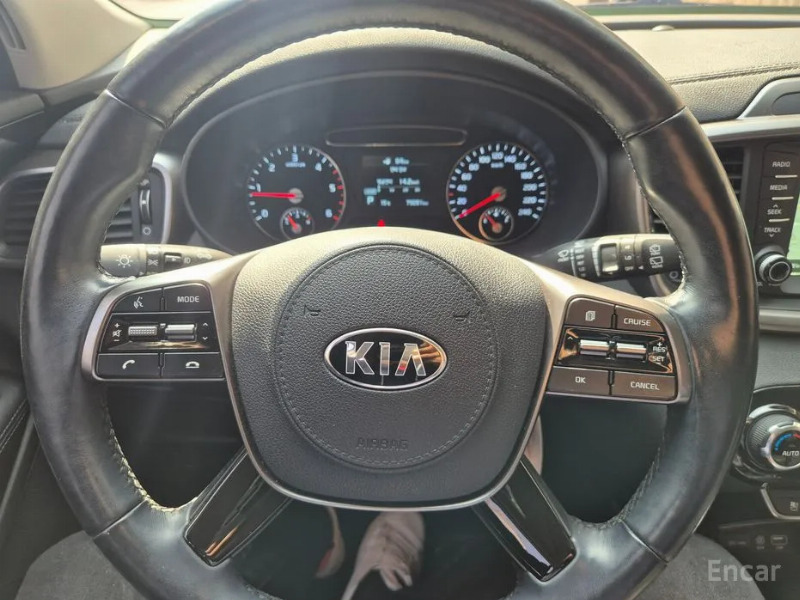 car KIA Sorento id25630 photo #8