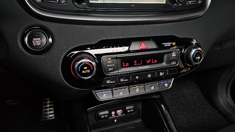 car KIA Sorento id25642 photo #19