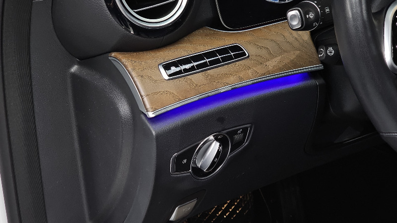 car Mercedes Benz E Class id25646 photo #13