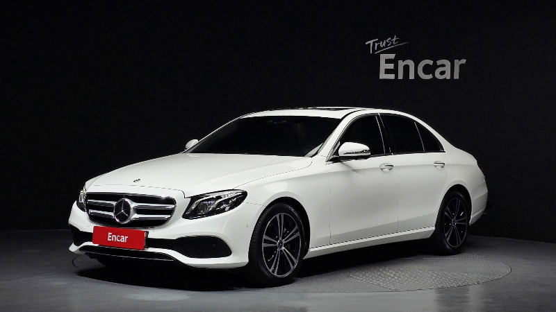 car Mercedes Benz E Class id25772 main photo