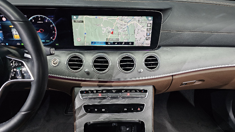 car Mercedes Benz E Class id25782 photo #18