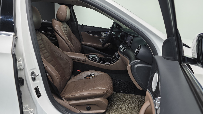 car Mercedes Benz E Class id25810 photo #10