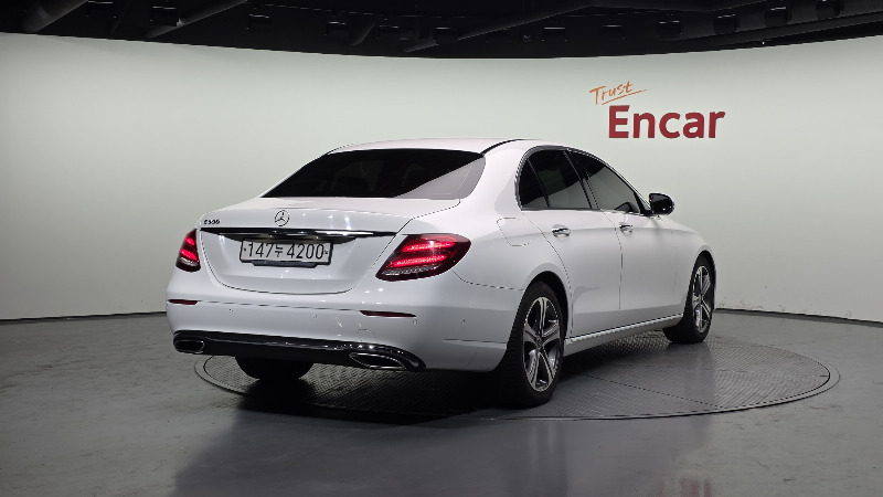 car Mercedes Benz E Class id25810 photo #2