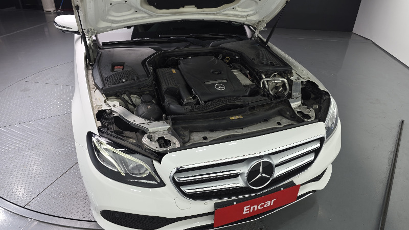 car Mercedes Benz E Class id25810 photo #6