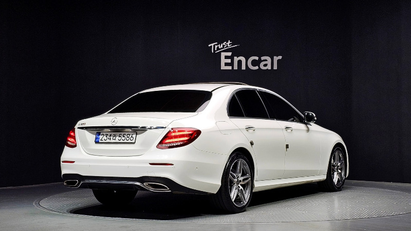 car Mercedes Benz E Class id25815 photo #2