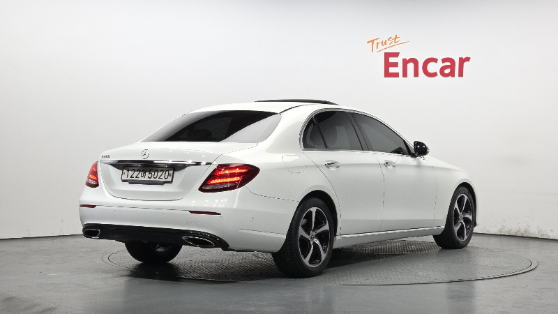 car Mercedes Benz E Class id25850 photo #2