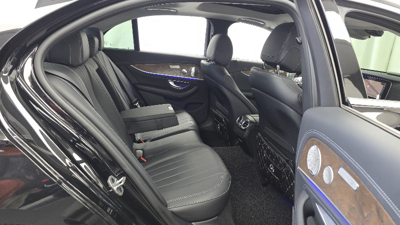 car Mercedes Benz E Class id25853 photo #12