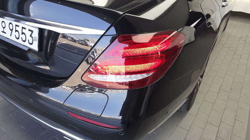 car Mercedes Benz E Class id25853 photo #23