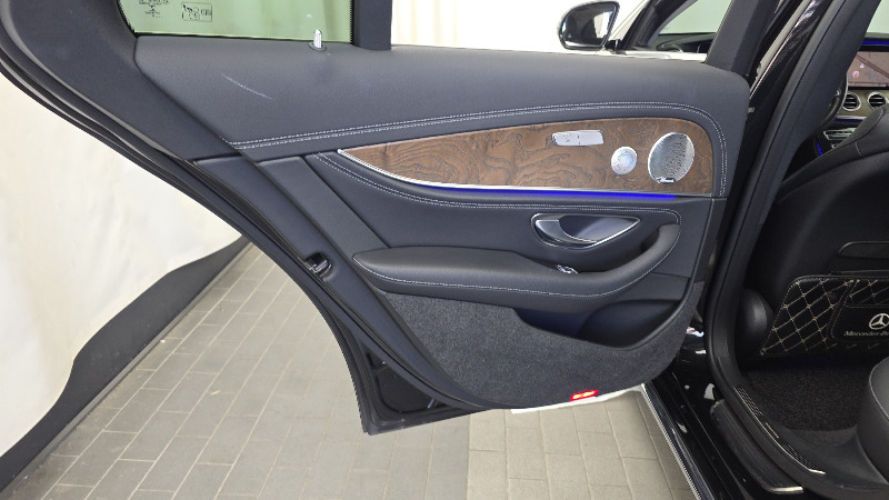 car Mercedes Benz E Class id25853 photo #25