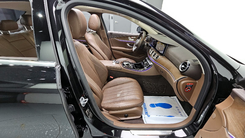car Mercedes Benz E Class id25856 photo #12